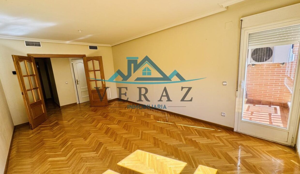 4040219-3207e523