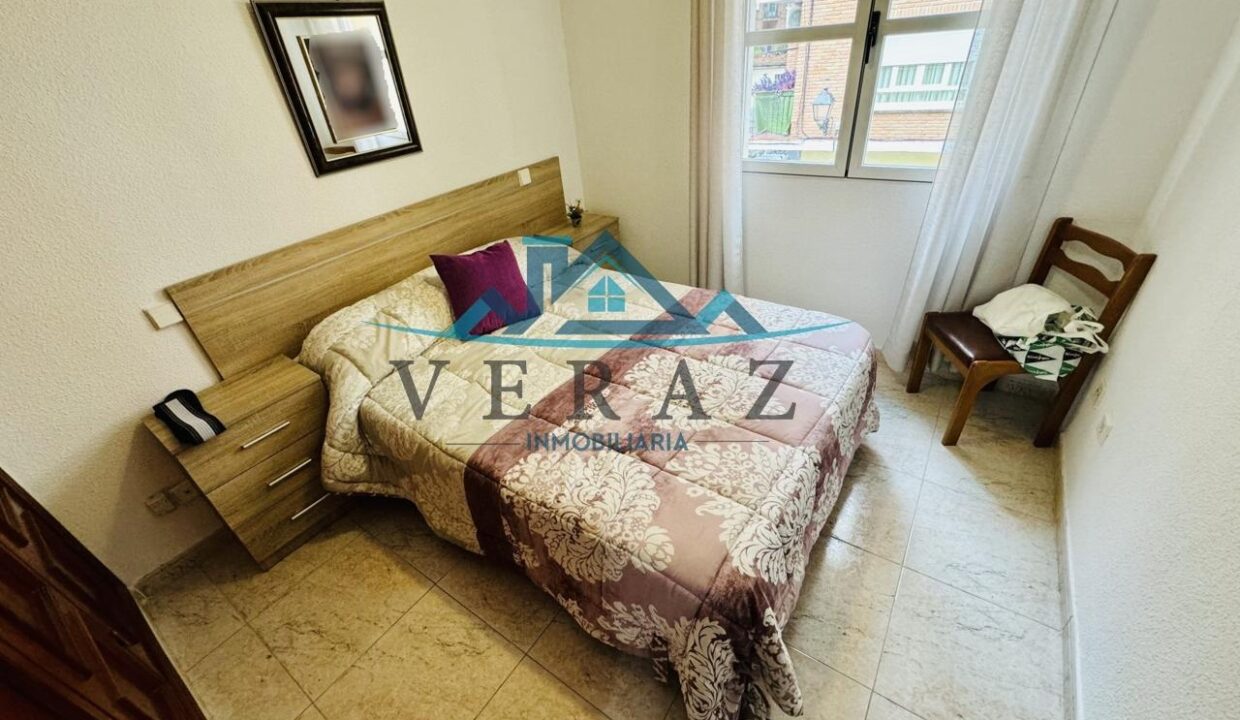 4067305-7bed3322